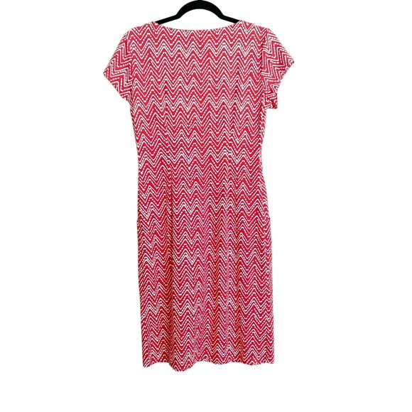 J. Mclaughlin Casual Dress Women's Size M Red Chevron Square Neck Short Sleeve - Picture 2 of 6